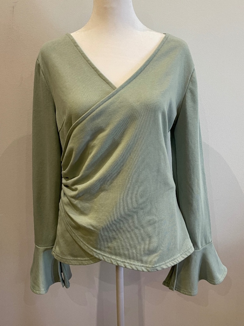 Never Fully Dressed 2-Piece Casual Set Size US 6